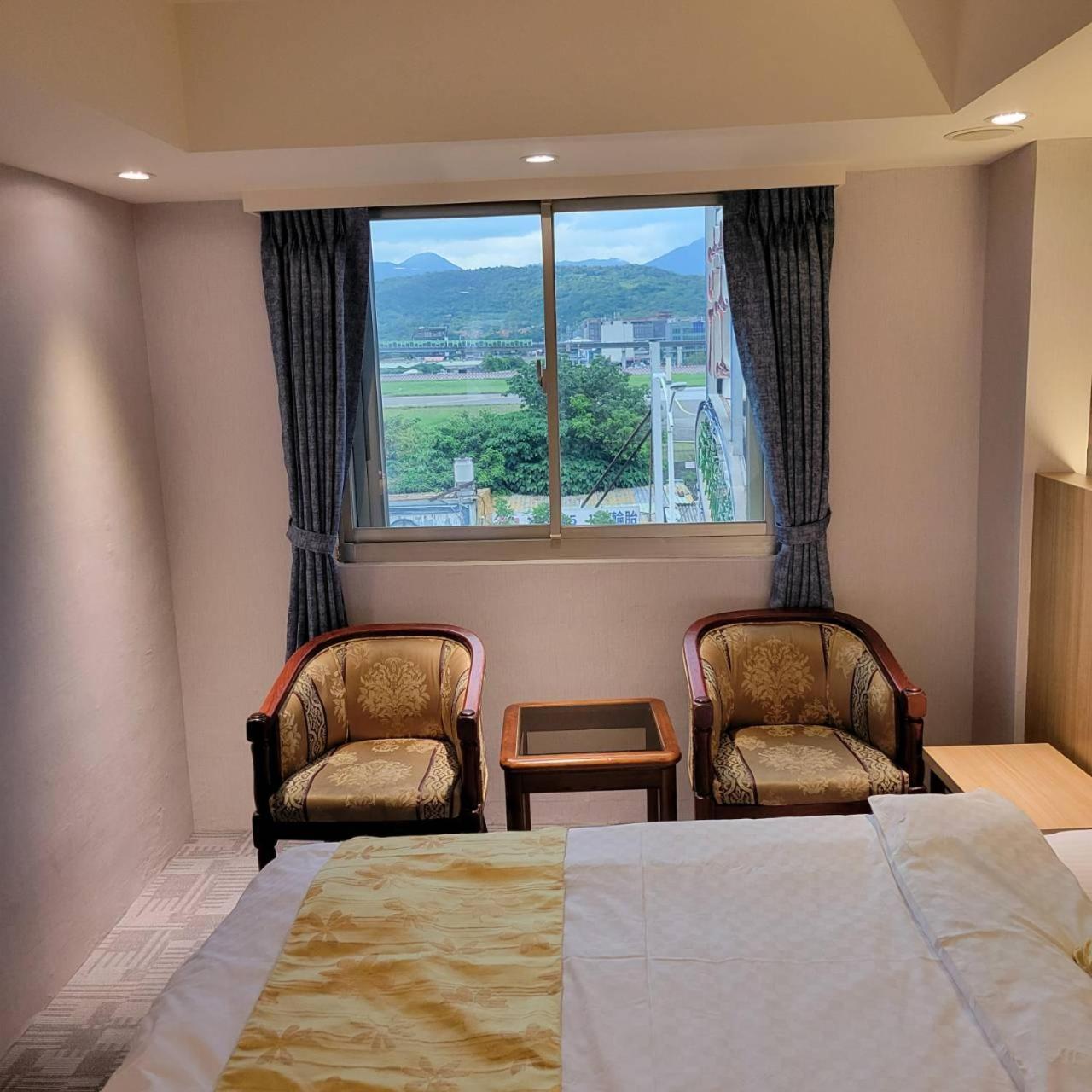 Attic Hotel Taipeh Exterior foto