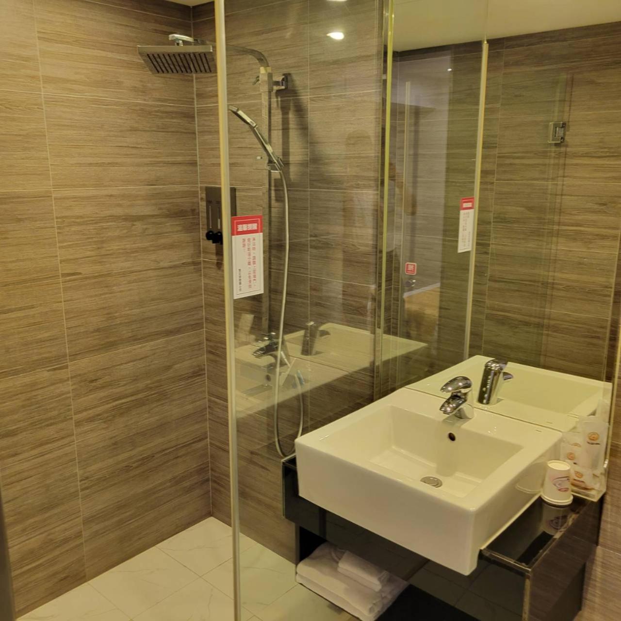 Attic Hotel Taipeh Exterior foto