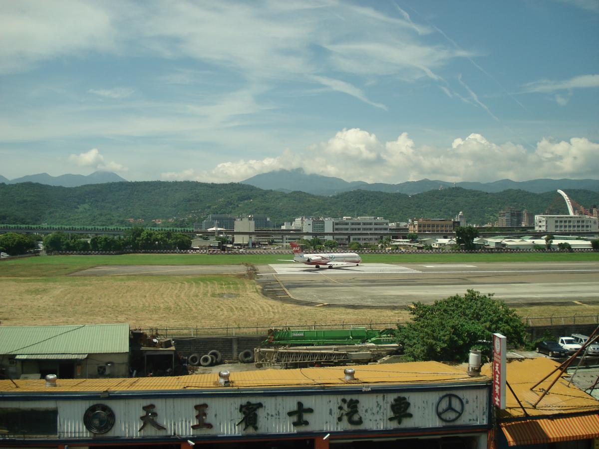 Attic Hotel Taipeh Exterior foto